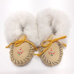 Baby Toddler Moccasins Size 5 Beaded Leather Fur NEW Foam Insole‎ CUTE!